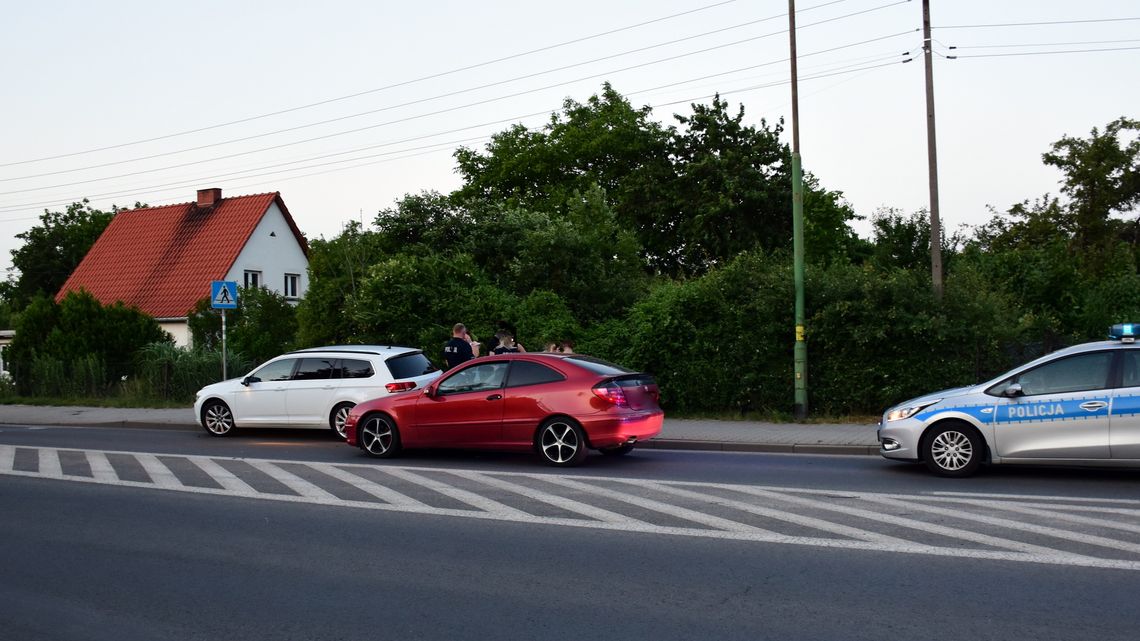 Zderzenie Mercedesa z Volkswagenem w Bielawie