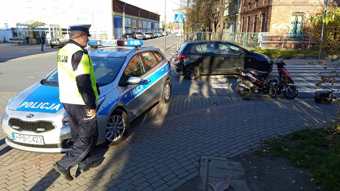 Zderzenie skutera z Subaru