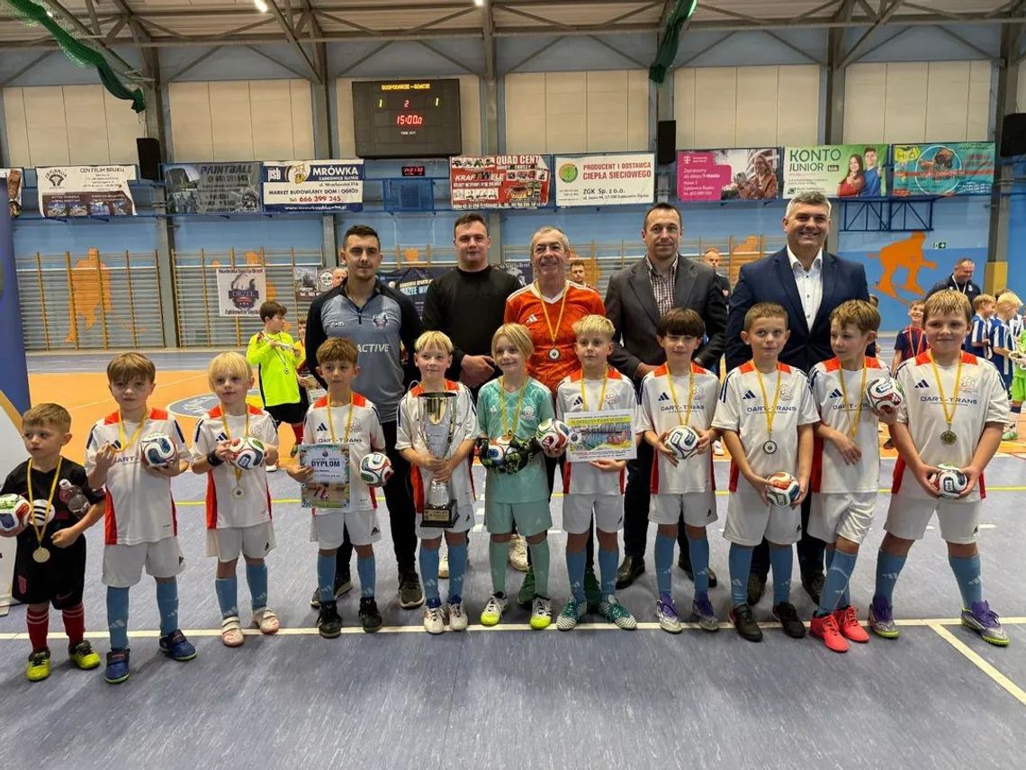 Zielona Góra i Ząbkowice podbite - Siódemka triumfuje