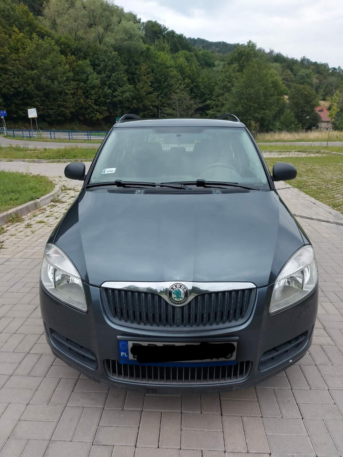 Škoda Fabia Combi 1.4 benzyna 86 KM | 2008 | 215 tys. km | koła zimowe